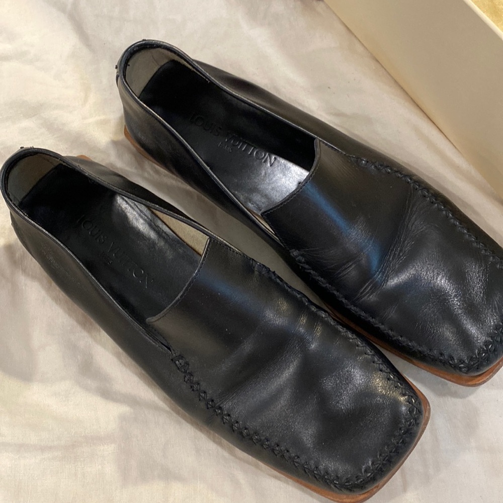 ***SALE*** Louis Vuitton Mens Black Leather Square Toe Loafer